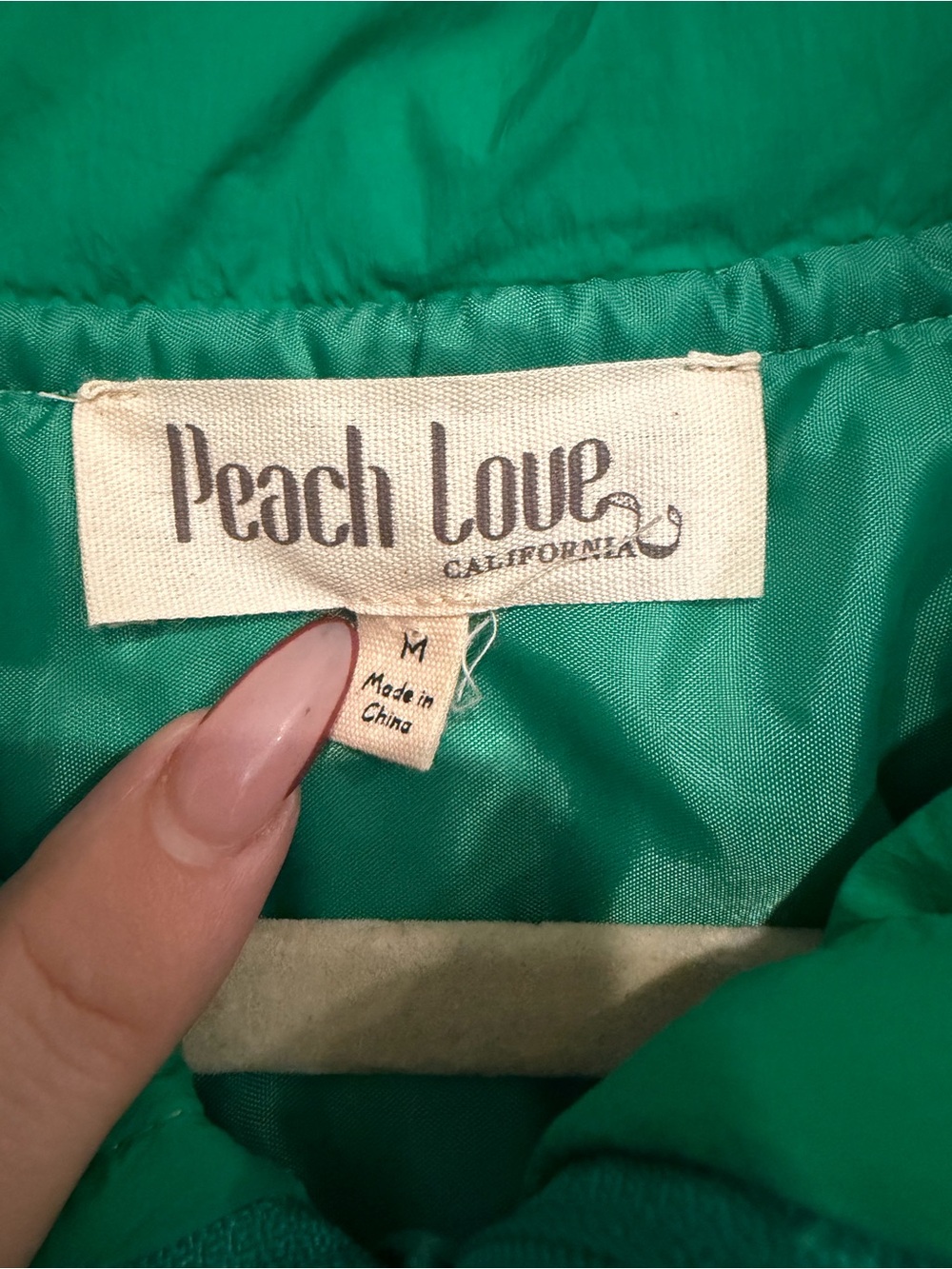 Peach Love California Green Cropped Puffer Jacket Medium J38314-01 NWOT - Picture 7 of 9